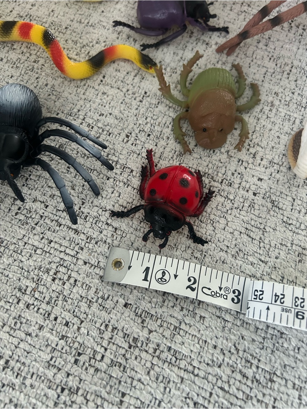 Insect Adventure Toy Set - Assorted Colors - Picture 4 of 7